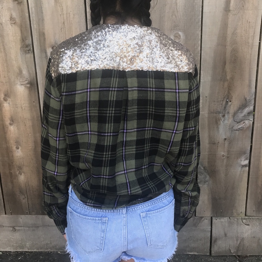 Flannel - Picture 2 of 6